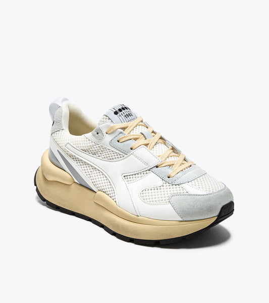Diadora deportivas