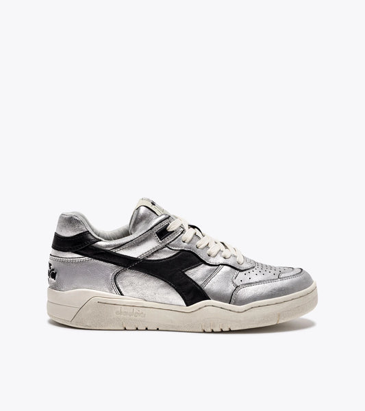Diadora sneakers