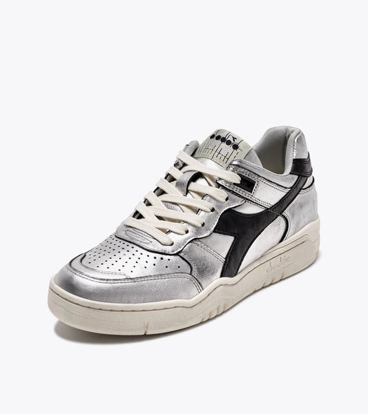 Diadora sneakers
