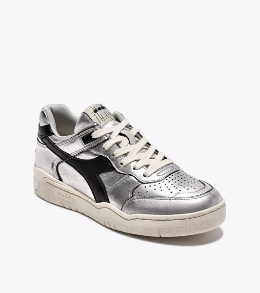 Diadora sneakers