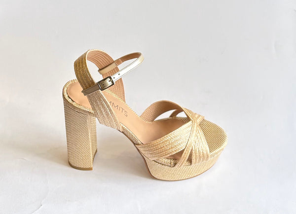 Sandalia de plataforma