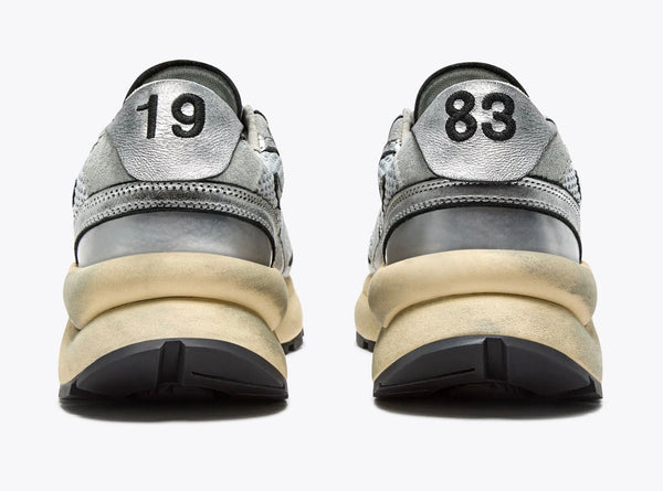 Diadora sneakers